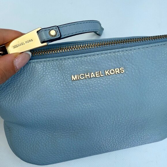 Michael Kors Jet Set Baby Blue Pebbled Leather Wristlet Clutch - Picture 1 of 10